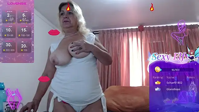 linapalacios online show from May 2026 02:45:01 PM