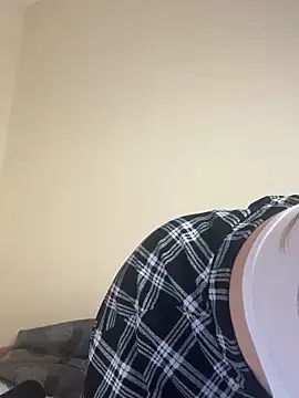 Ema X Love online show from March 2026 10:38:02 PM