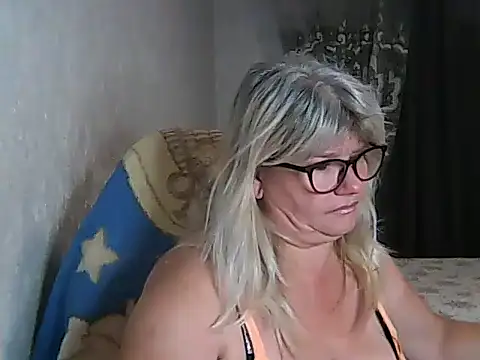 Snapshot of Diana_49 chatting on October 2025 07:49:02 AM Diana 49 online show from October 2025 07:49:02 AM