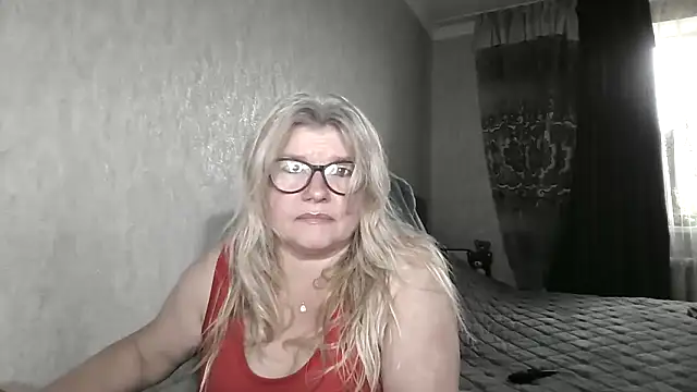 Diana 49 online show from May 2026 10:33:02 AM