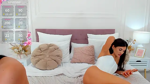 JasmiLyn online show from January 2026 07:11:01 PM