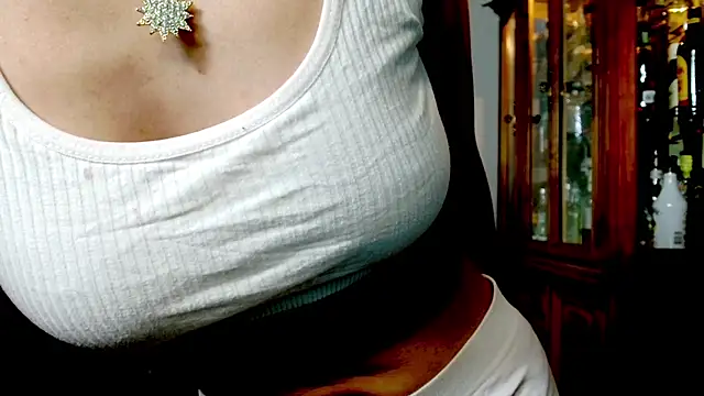 Snapshot of 3littleschoolteens chatting on September 2025 05:33:02 AM 3littleschoolteens online show from September 2025 05:33:02 AM