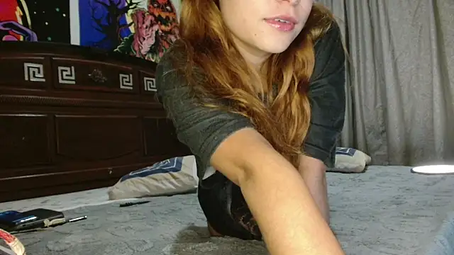 Snapshot of 3littleschoolteens chatting on October 2025 05:06:02 AM 3littleschoolteens online show from October 2025 05:06:02 AM