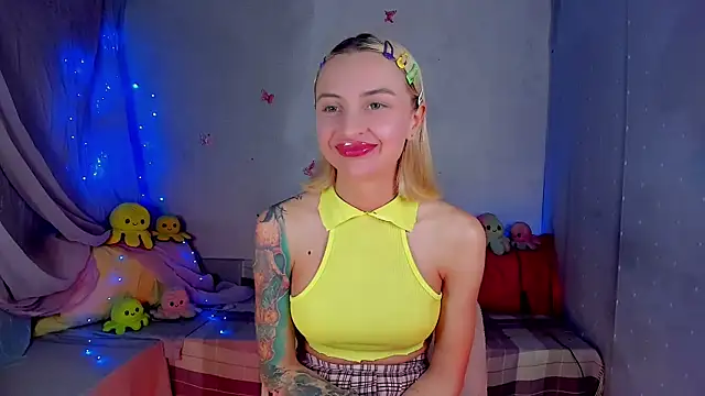 LickLizzy online show from February 2026 10:17:02 PM