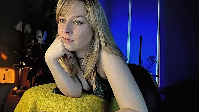 Snapshot of 5_in_one chatting on December 2024 07:36:02 AM 5 in one online show from December 2024 07:36:02 AM