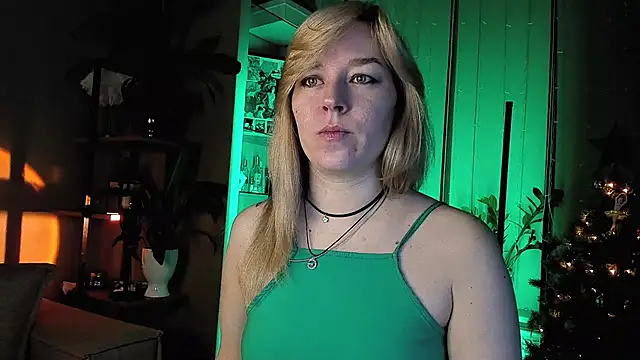 Snapshot of 5_in_one chatting on January 2025 04:52:01 AM 5 in one online show from January 2025 04:52:01 AM