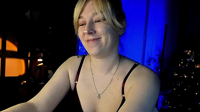 Snapshot of 5_in_one chatting on January 2025 04:52:02 AM 5 in one online show from January 2025 04:52:02 AM