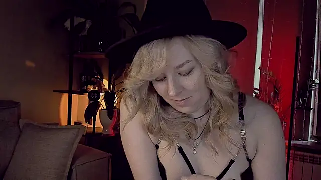 Snapshot of 5_in_one chatting on February 2025 06:28:01 AM 5 in one online show from February 2025 06:28:01 AM