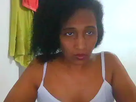 Snapshot of Aishamara chatting on March 2025 10:24:01 PM Aishamara online show from March 2025 10:24:01 PM