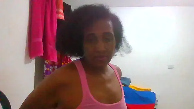 Snapshot of Aishamara chatting on October 2025 07:06:02 AM Aishamara online show from October 2025 07:06:02 AM