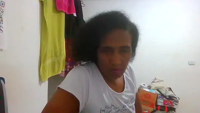 Snapshot of Aishamara chatting on October 2025 06:45:01 AM Aishamara online show from October 2025 06:45:01 AM