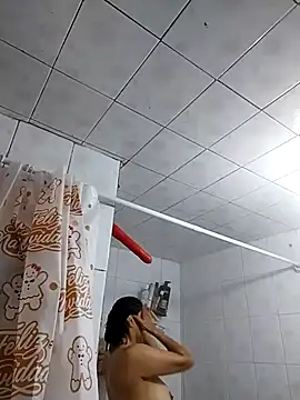 LaInsaciableIntensa online show from November 2025 05:36:02 PM