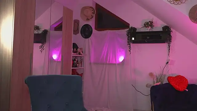 Snapshot of Amaliamour chatting on October 2025 01:25:02 AM Amaliamour online show from October 2025 01:25:02 AM