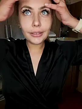 Keli Jessi online show from December 2024 04:25:01 PM