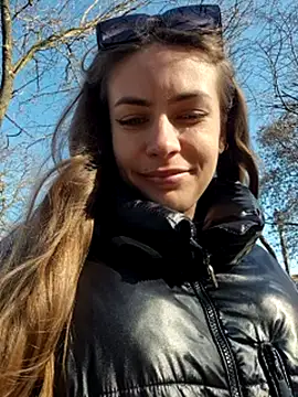 Keli Jessi online show from March 2026 12:20:02 PM