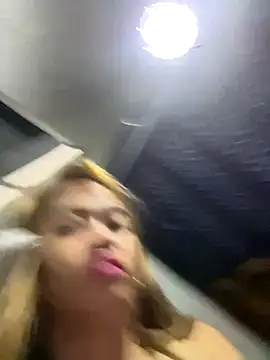 Snapshot of pinay4uwithagoodheart chatting on December 2025 05:20:01 PM pinay4uwithagoodheart online show from December 2025 05:20:01 PM