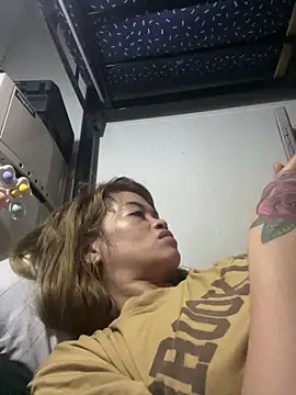 Snapshot of pinay4uwithagoodheart chatting on December 2025 06:22:01 AM pinay4uwithagoodheart online show from December 2025 06:22:01 AM