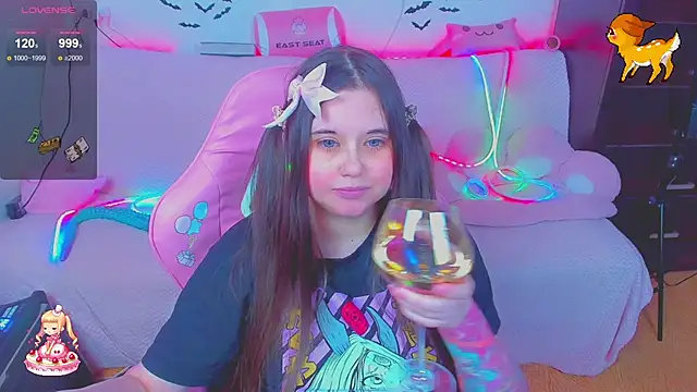 Lolisuccub online show from February 2026 06:28:02 PM