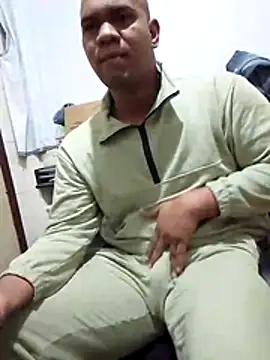 Grego23jhoset online show from June 2026 11:33:02 PM