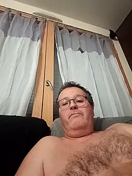 mike9473 online show from September 2025 09:40:02 PM