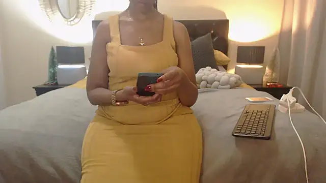 Snapshot of Creamyass22 chatting on December 2024 07:00:01 PM Creamyass22 online show from December 2024 07:00:01 PM