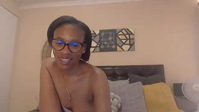 Snapshot of Creamyass22 chatting on February 2025 03:05:02 PM Creamyass22 online show from February 2025 03:05:02 PM