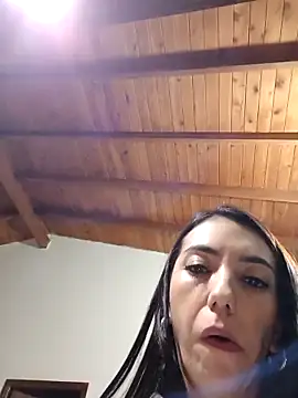 LunaZambrano online show from January 2026 01:44:01 AM