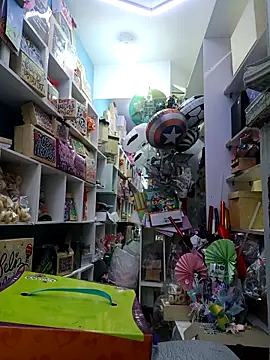LunaZambrano online show from May 2026 04:56:02 PM