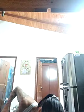 LunaZambrano online show from May 2026 02:25:02 PM