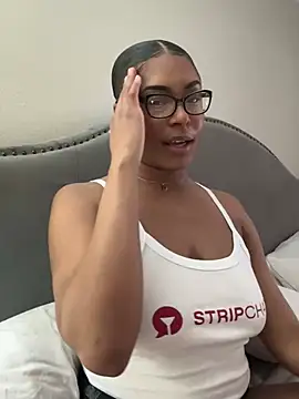 CandyLuxxxx online show from February 2025 07:53:02 PM