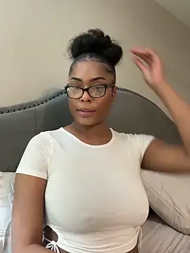 CandyLuxxxx online show from March 2025 10:32:01 PM