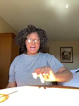 CandyLuxxxx online show from February 2026 08:43:01 PM