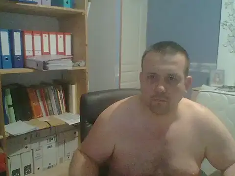 manubm03 online show from February 2026 03:02:02 AM