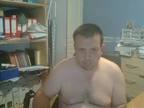 manubm03 online show from May 2026 07:35:01 AM
