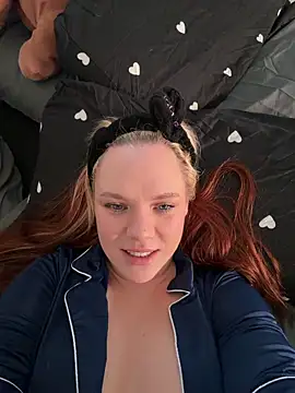 AnjaAmelia online show from February 2026 12:34:01 PM