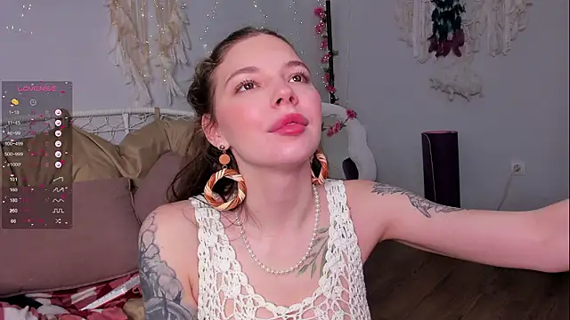 Snapshot of Kiralotus chatting on February 2026 05:26:02 AM Kiralotus online show from February 2026 05:26:02 AM