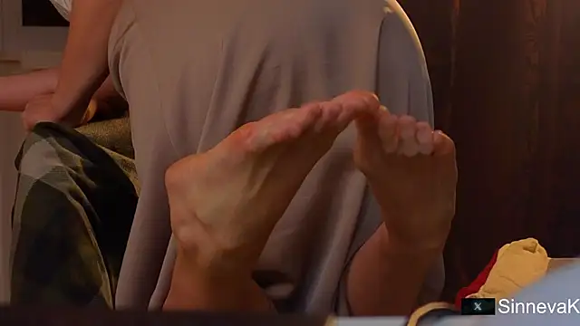 sinteas online show from November 2025 01:15:02 PM