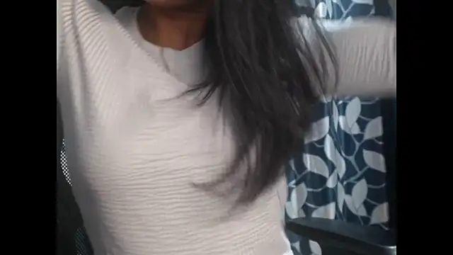 CuteRhea69 online show from March 2025 12:01:01 PM