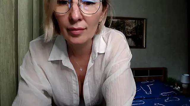 sensualEmilia online show from May 2026 07:28:02 AM