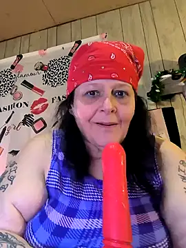 Snapshot of davisdesires@xh chatting on March 2025 05:17:02 PM davisdesiresxh online show from March 2025 05:17:02 PM