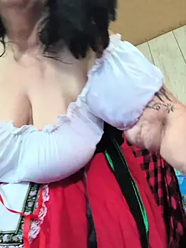 Snapshot of davisdesires@xh chatting on September 2025 02:10:01 PM davisdesiresxh online show from September 2025 02:10:01 PM