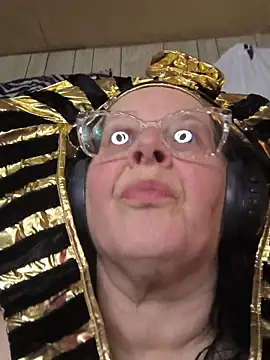 Snapshot of davisdesires@xh chatting on October 2025 12:39:02 PM davisdesiresxh online show from October 2025 12:39:02 PM