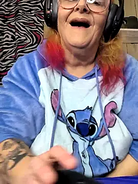 Snapshot of davisdesires@xh chatting on November 2025 06:14:01 PM davisdesiresxh online show from November 2025 06:14:01 PM