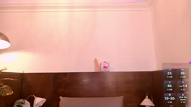 dojacandice online show from April 2026 07:40:02 PM