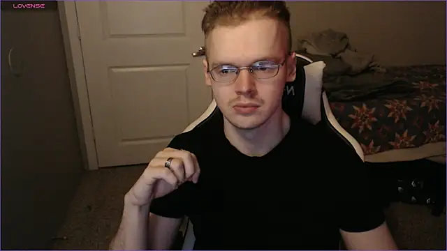 doloresman online show from March 2025 11:20:01 PM