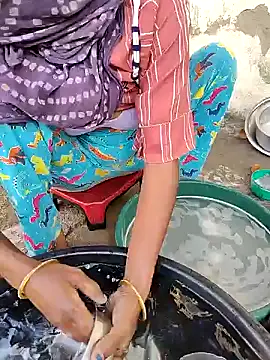 Snapshot of Shreya-Shetty09 chatting on February 2025 02:50:02 AM Shreya-Shetty09 online show from February 2025 02:50:02 AM