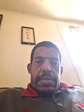 Snapshot of Fonzarelli chatting on January 2026 05:29:02 PM Fonzarelli online show from January 2026 05:29:02 PM