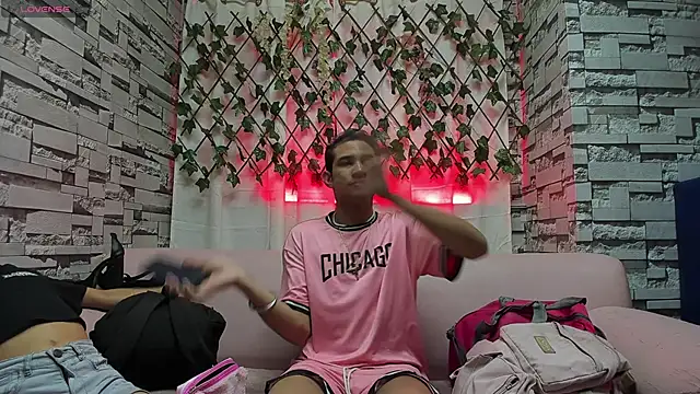 Snapshot of red_point_x chatting on February 2025 01:55:01 AM red point x online show from February 2025 01:55:01 AM