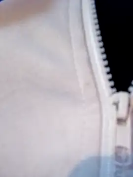 Snapshot of __valentina18 chatting on December 2024 11:00:01 PM valentina18 online show from December 2024 11:00:01 PM