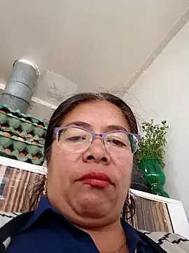 Snapshot of __valentina18 chatting on December 2024 01:32:01 PM valentina18 online show from December 2024 01:32:01 PM